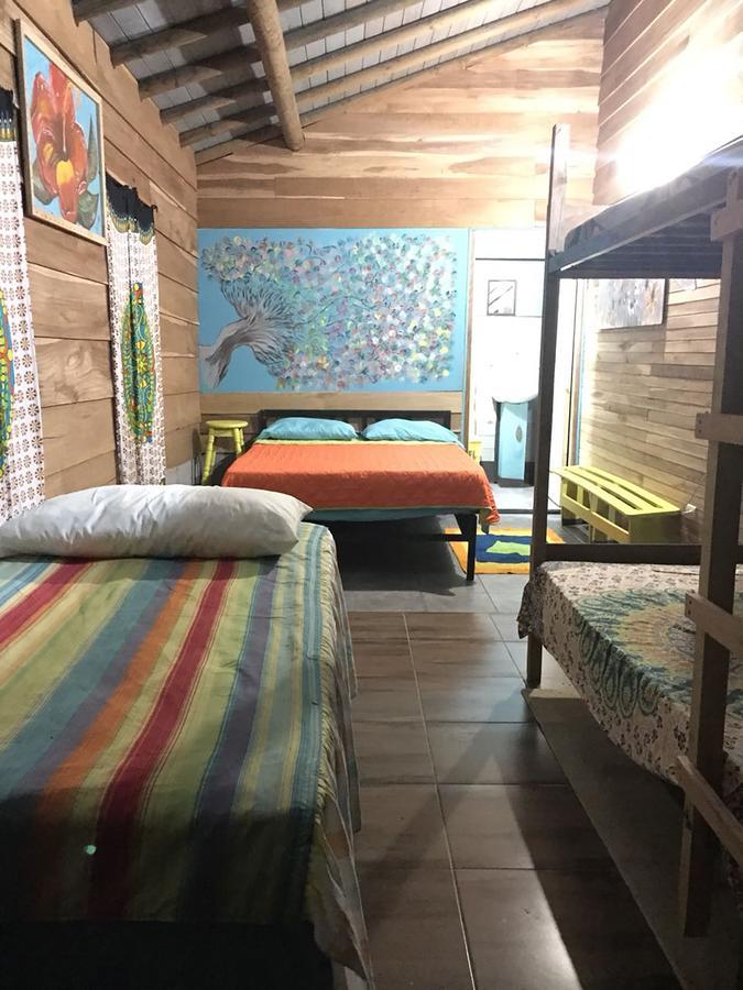 Wood House Hostel La Fortuna Bagian luar foto